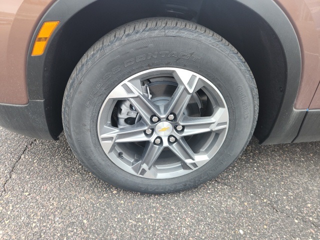 Vehicle image 7 of 17