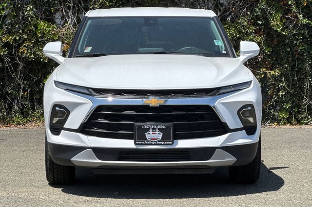 Vehicle image 2 of 37