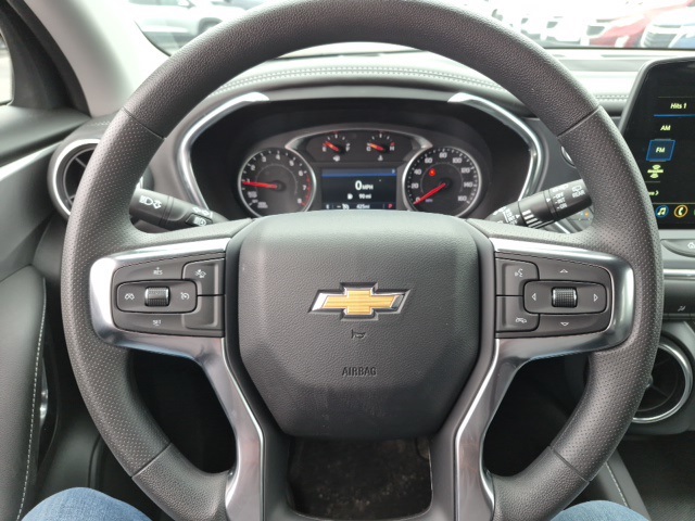 Vehicle image 10 of 13