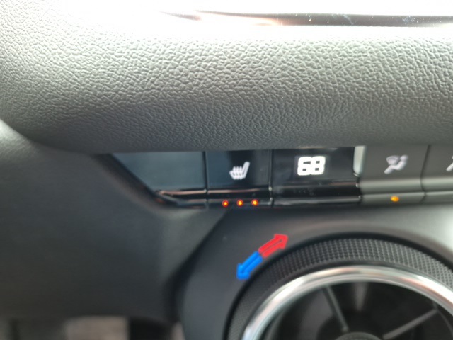 Vehicle image 11 of 13