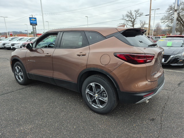 Vehicle image 5 of 13