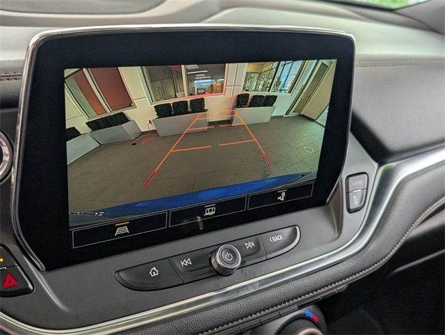 Vehicle image 22 of 36