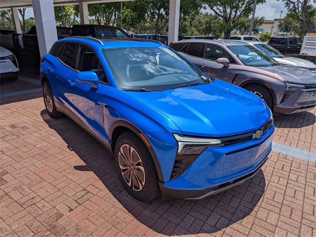 Vehicle image 3 of 17