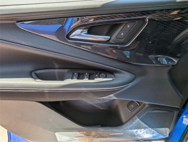 Vehicle image 17 of 17