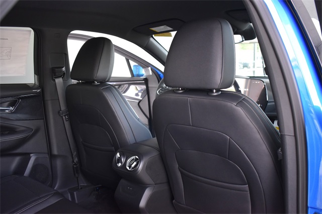 Vehicle image 26 of 37