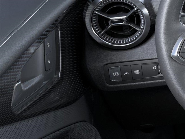 Vehicle image 23 of 32