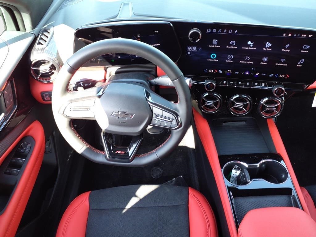 Vehicle image 15 of 24