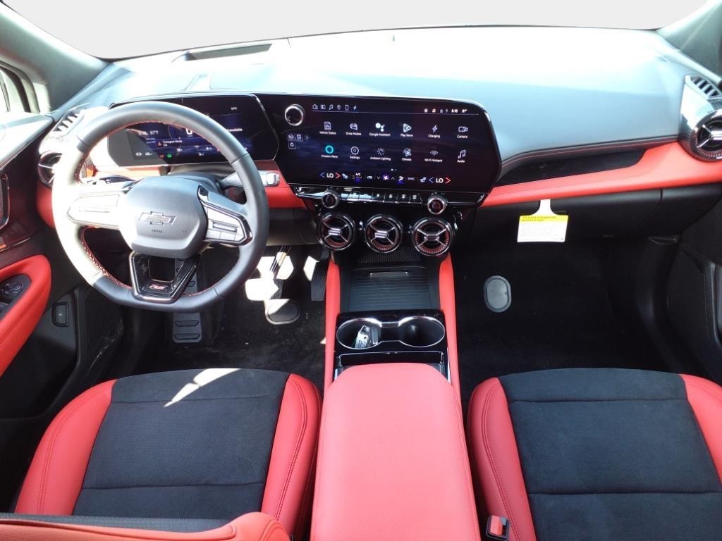 Vehicle image 14 of 24
