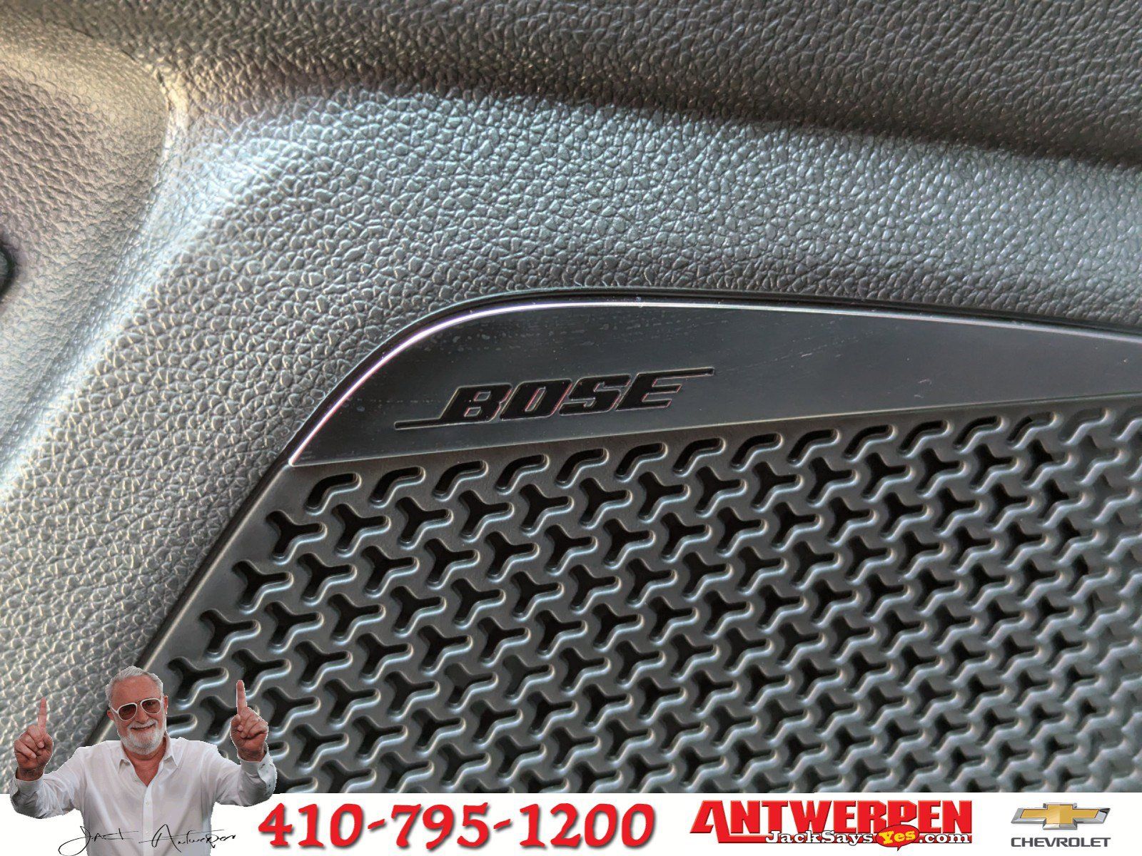 Vehicle image 21 of 31