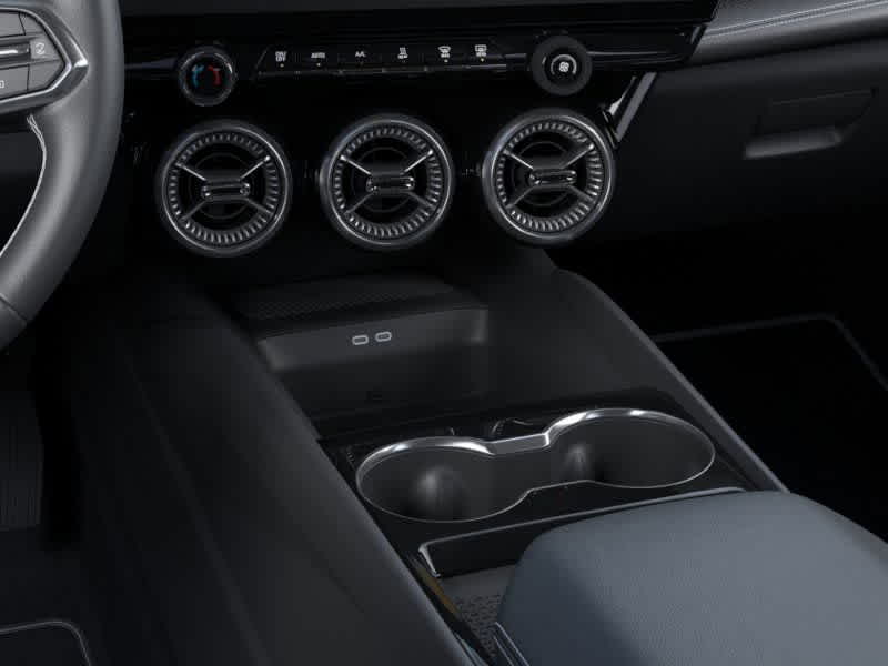 Vehicle image 23 of 24