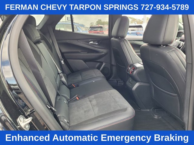 Vehicle image 18 of 32