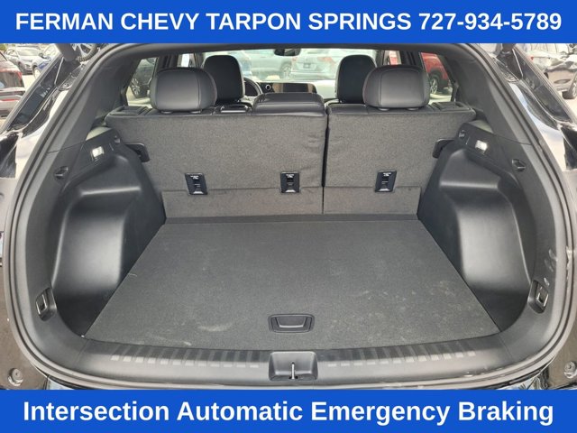 Vehicle image 17 of 32