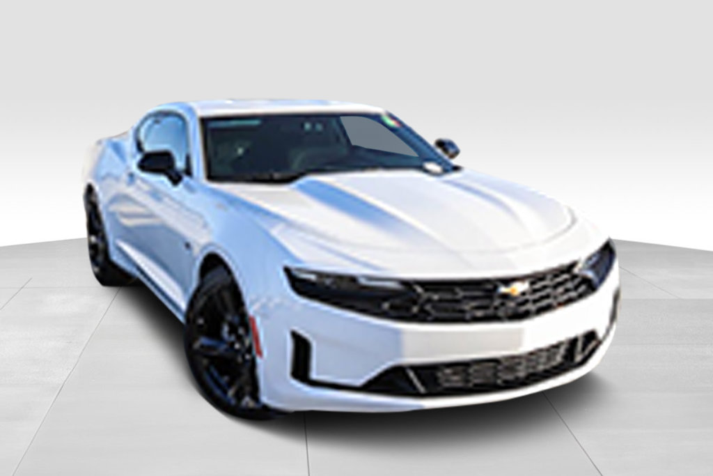 2024 Chevrolet Camaro 1LT Image 3 of 30
