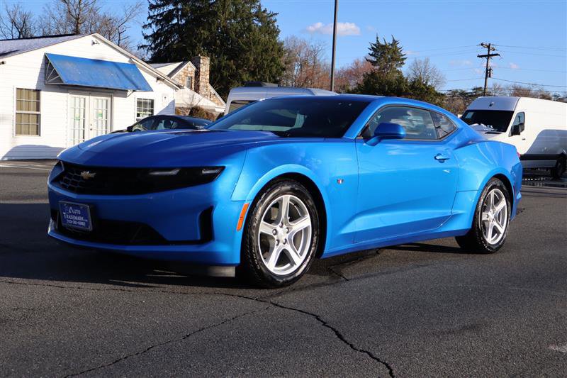 2024 Chevrolet Camaro 1LT Image 1 of 31