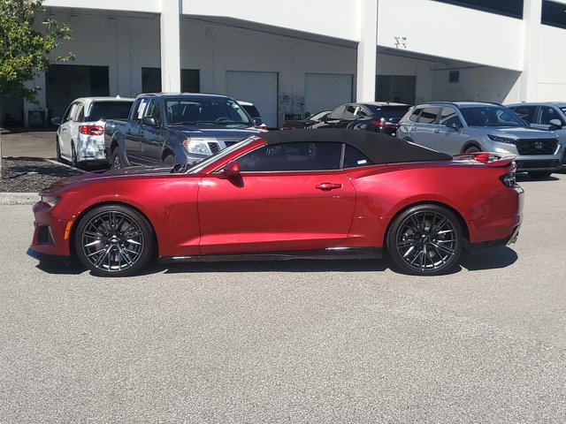 2024 Chevrolet Camaro ZL1 Image 9 of 31