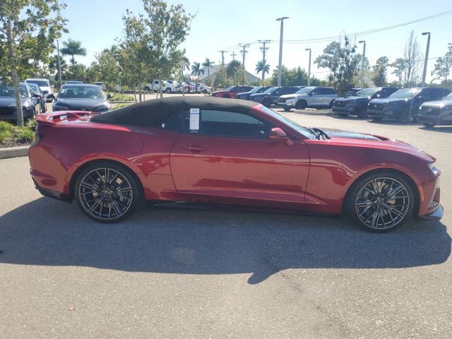 2024 Chevrolet Camaro ZL1 Image 5 of 31