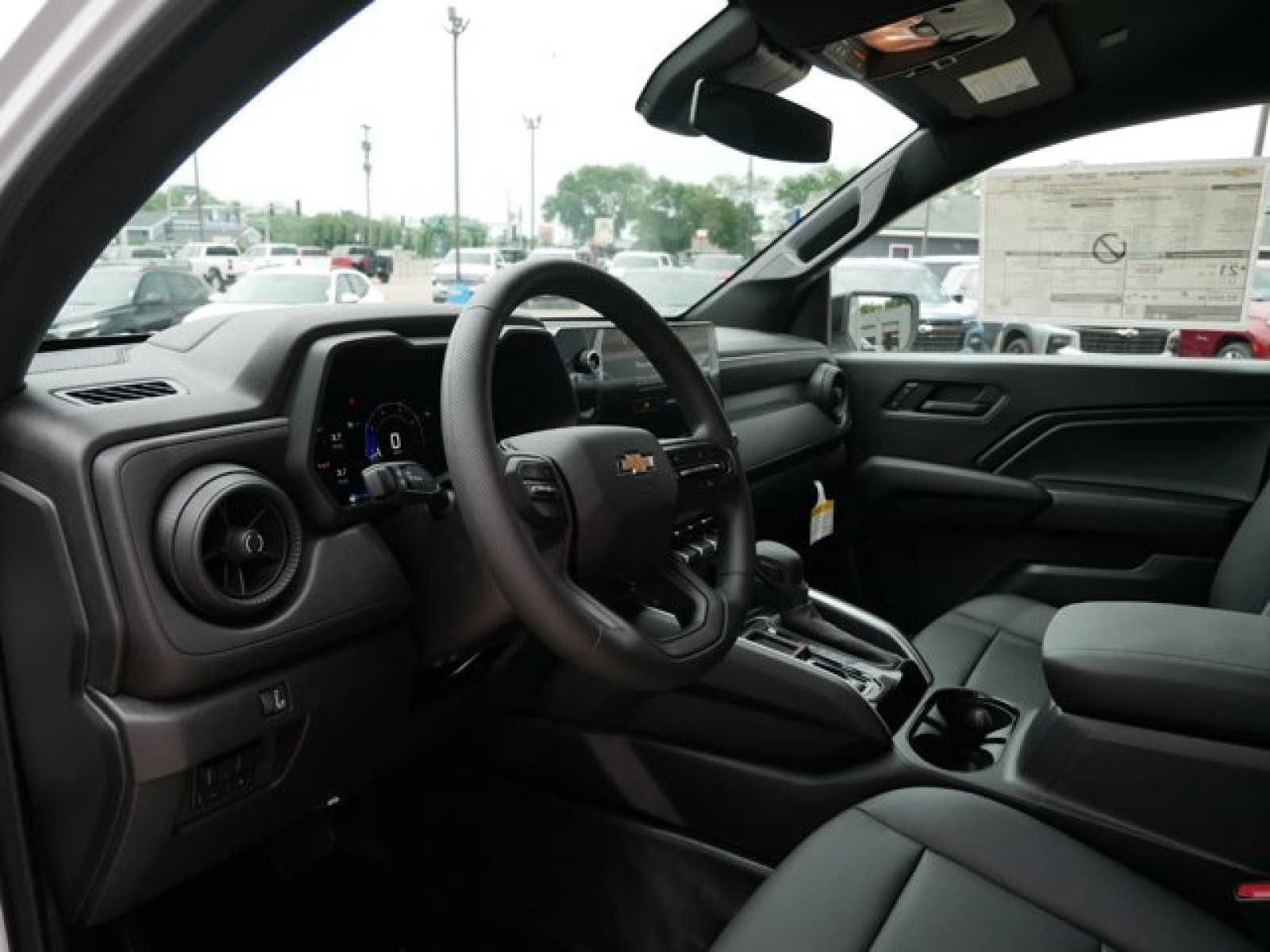Vehicle image 7 of 15