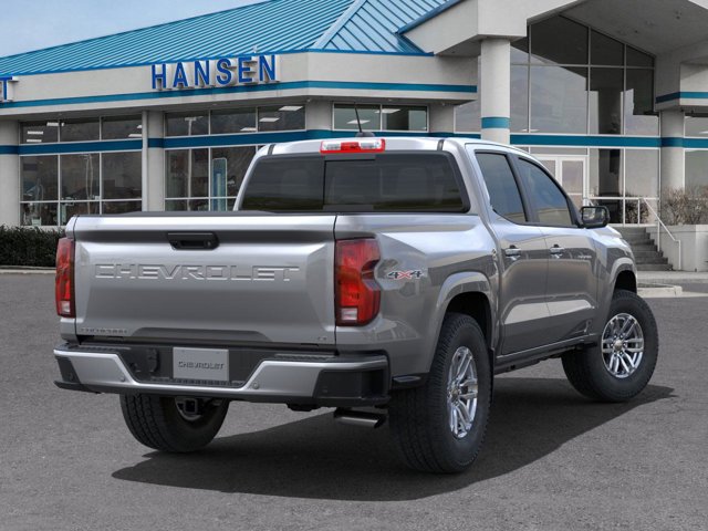 Vehicle image 7 of 24