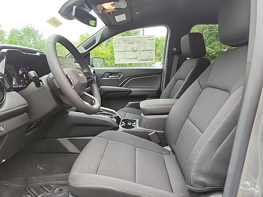 Vehicle image 10 of 21