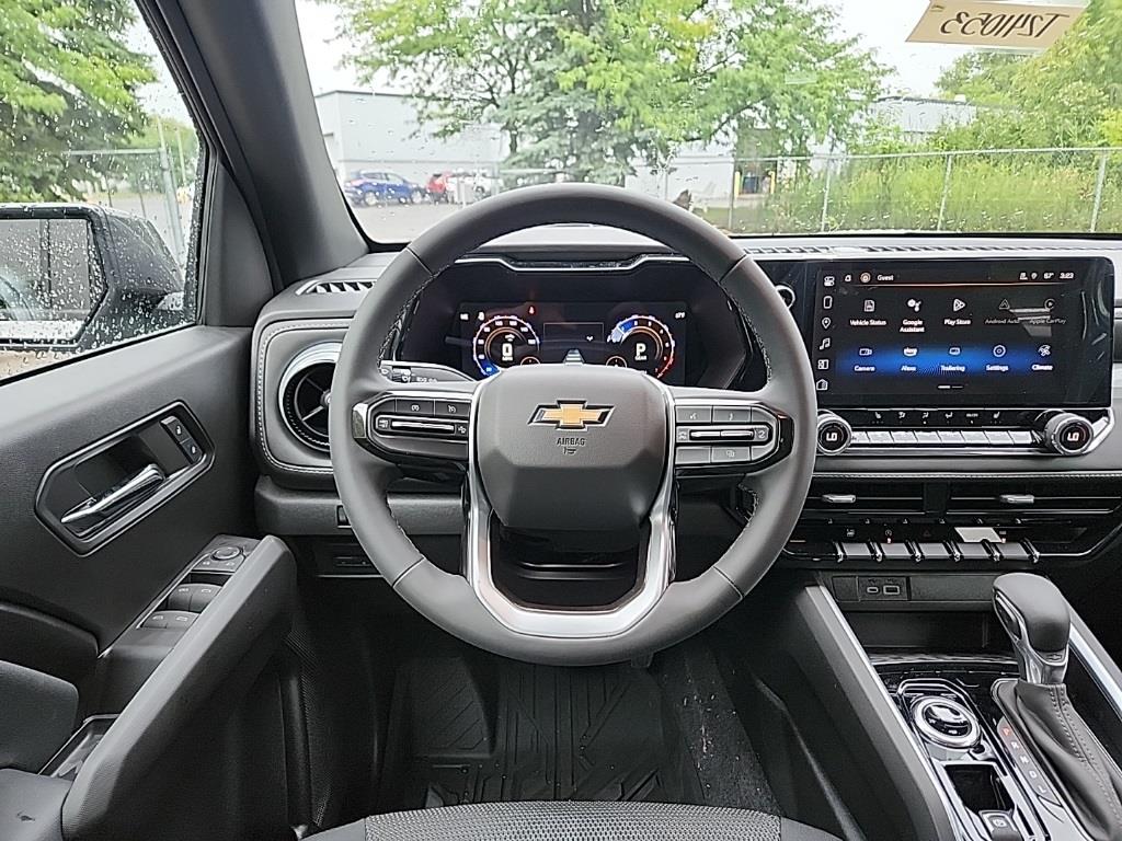 Vehicle image 12 of 21