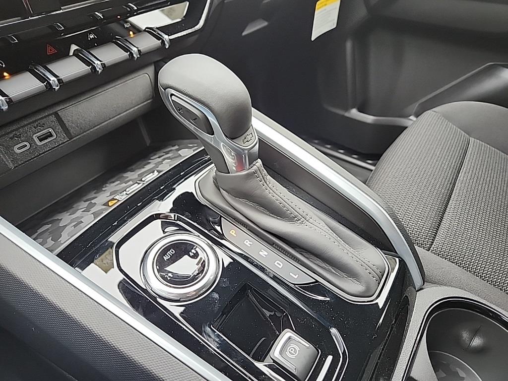 Vehicle image 20 of 21
