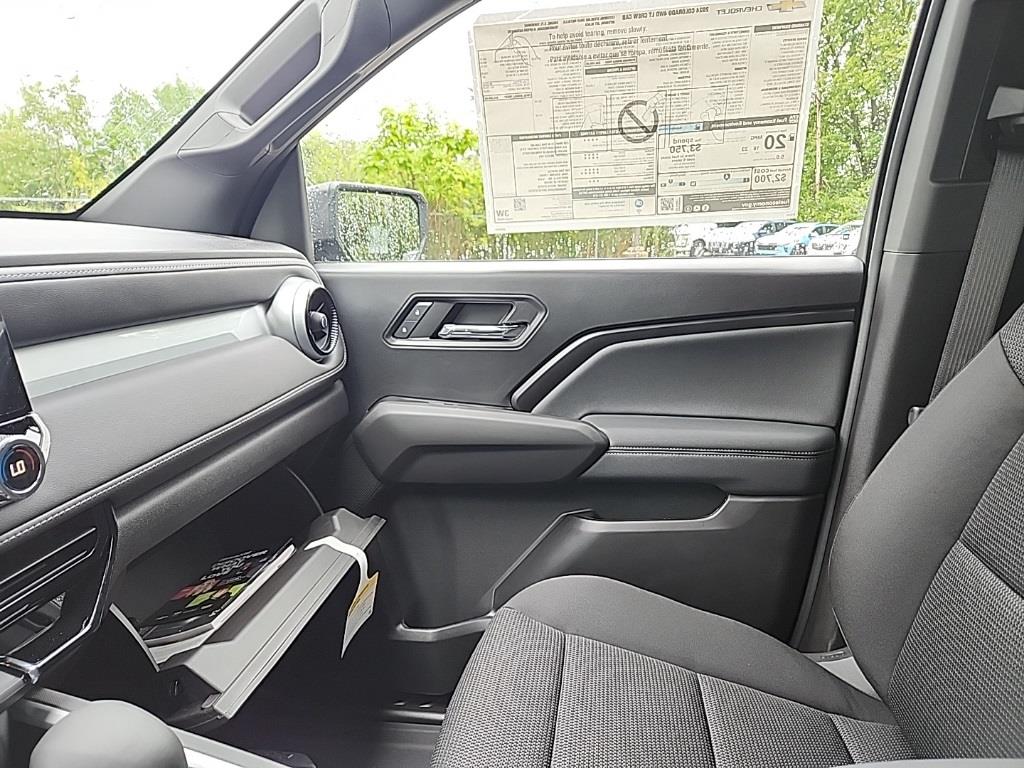 Vehicle image 21 of 21
