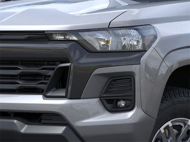 Vehicle image 10 of 24