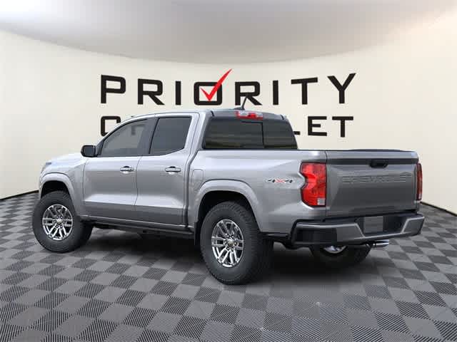 Vehicle image 8 of 24