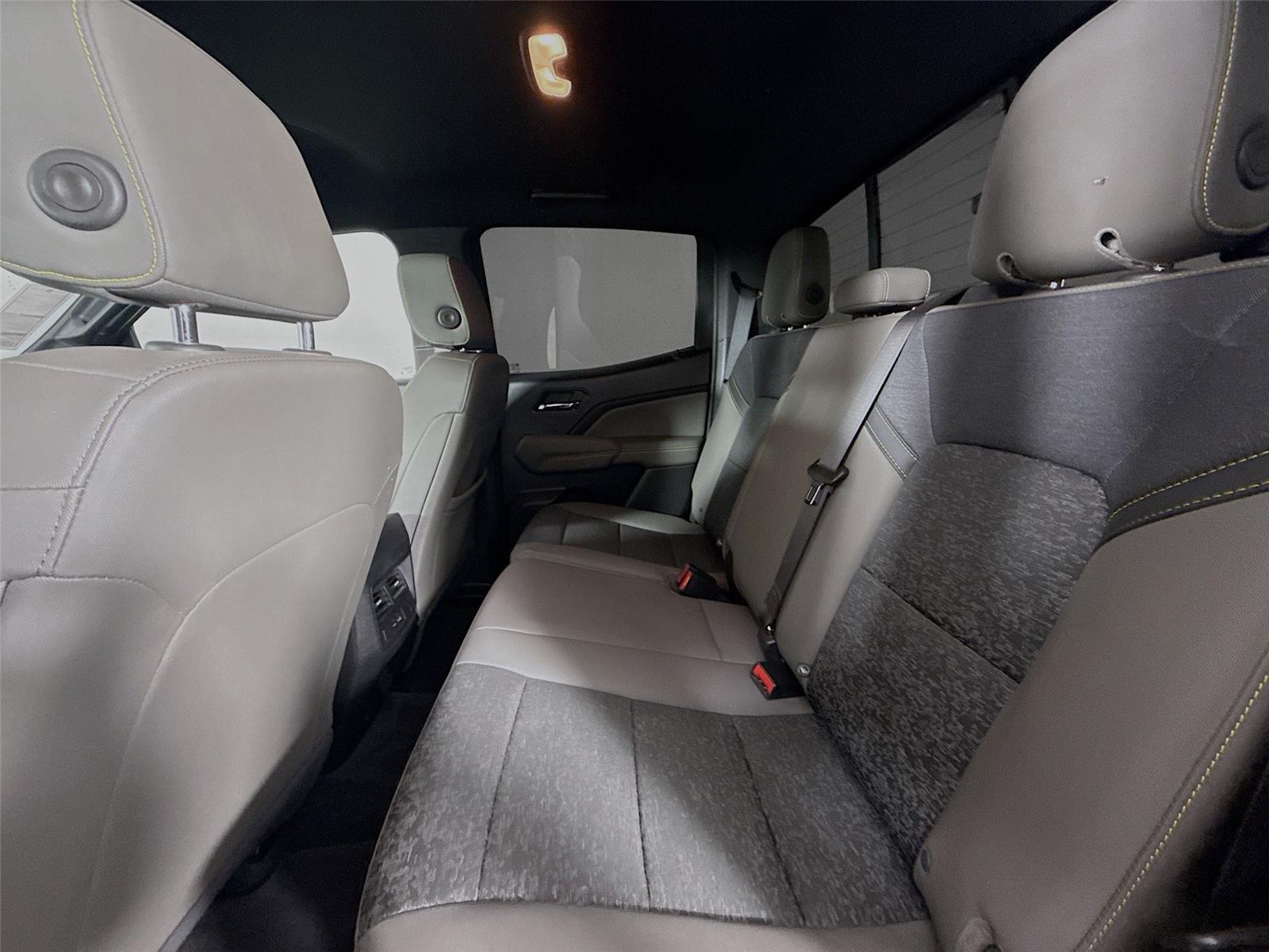 Vehicle image 16 of 49