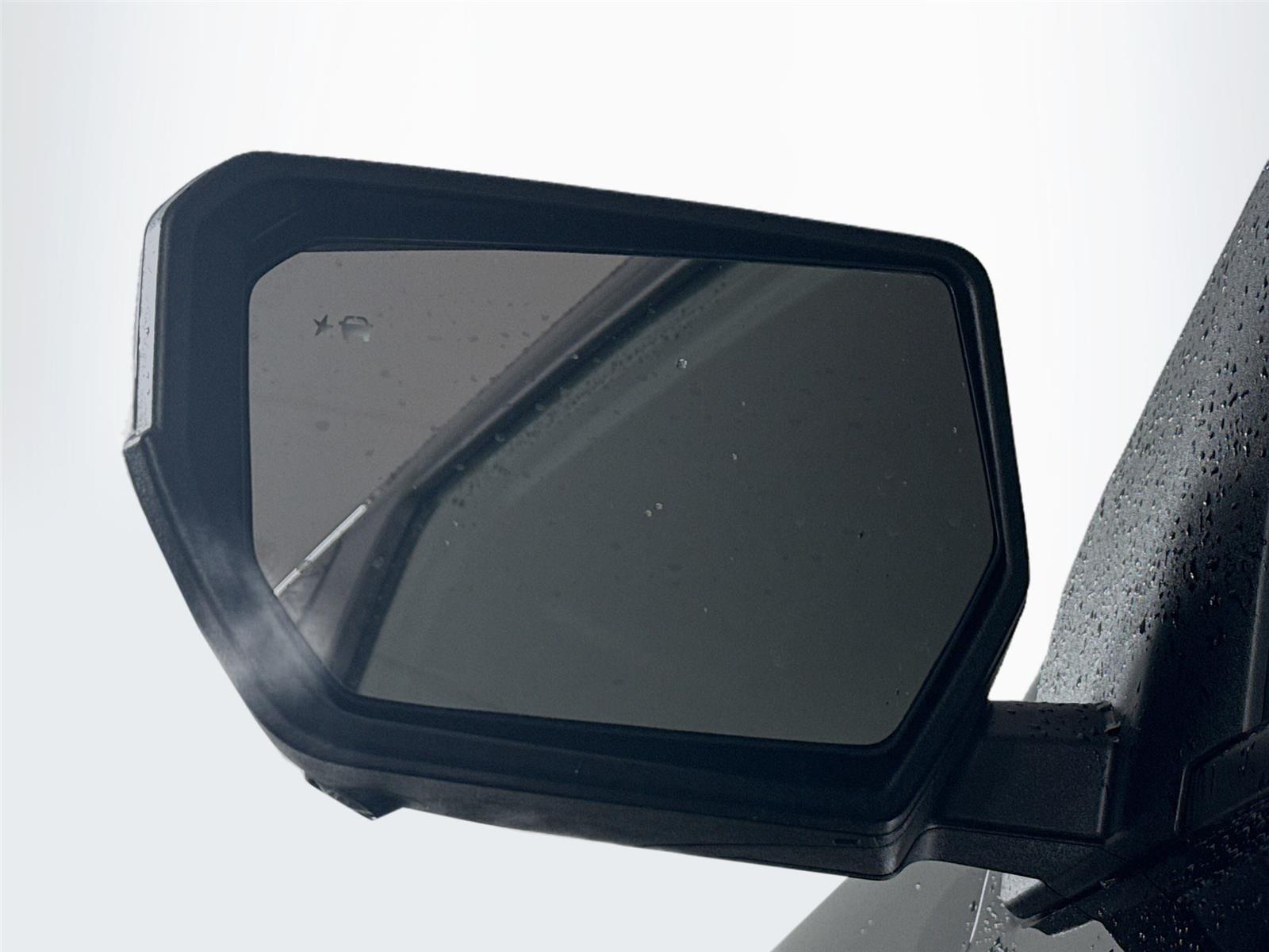 Vehicle image 46 of 49