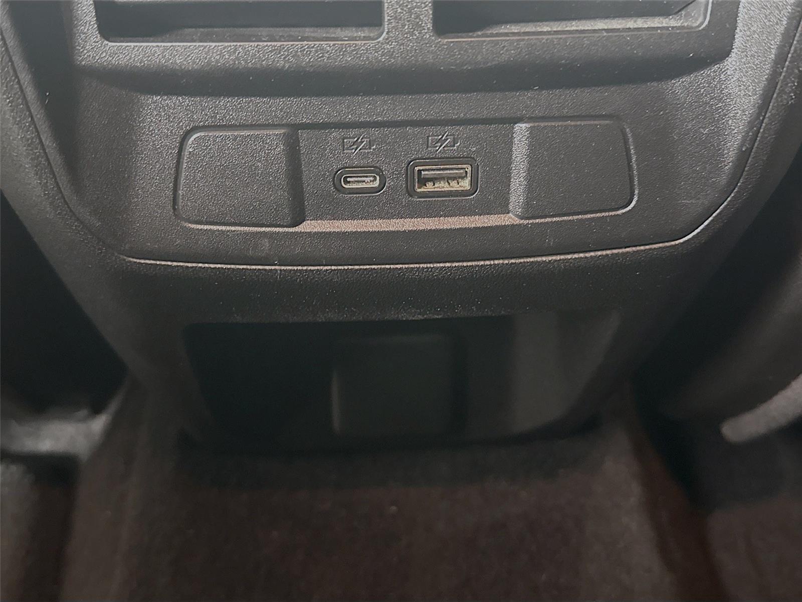 Vehicle image 34 of 49