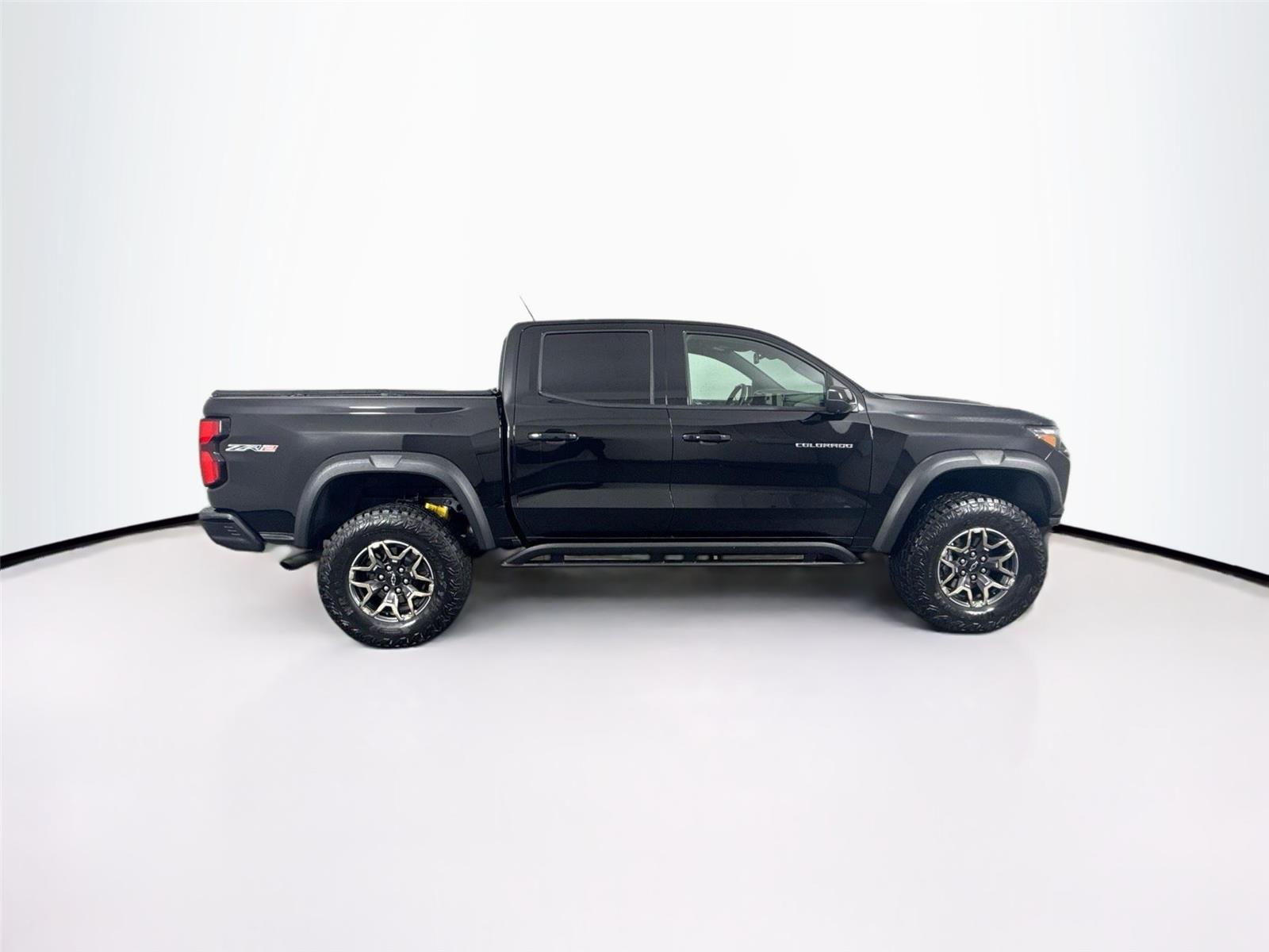 Vehicle image 5 of 49