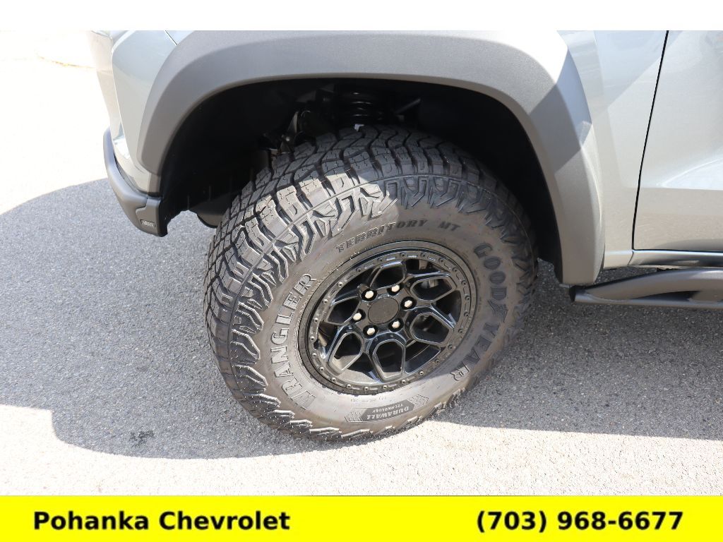 Vehicle image 28 of 35