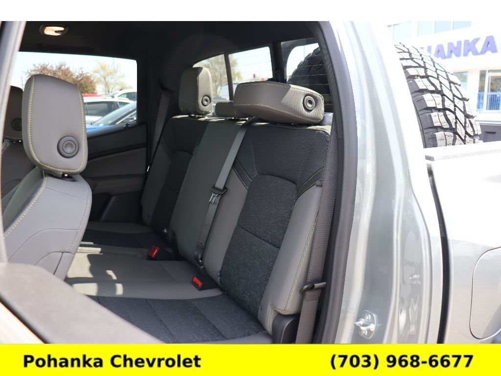 Vehicle image 26 of 35