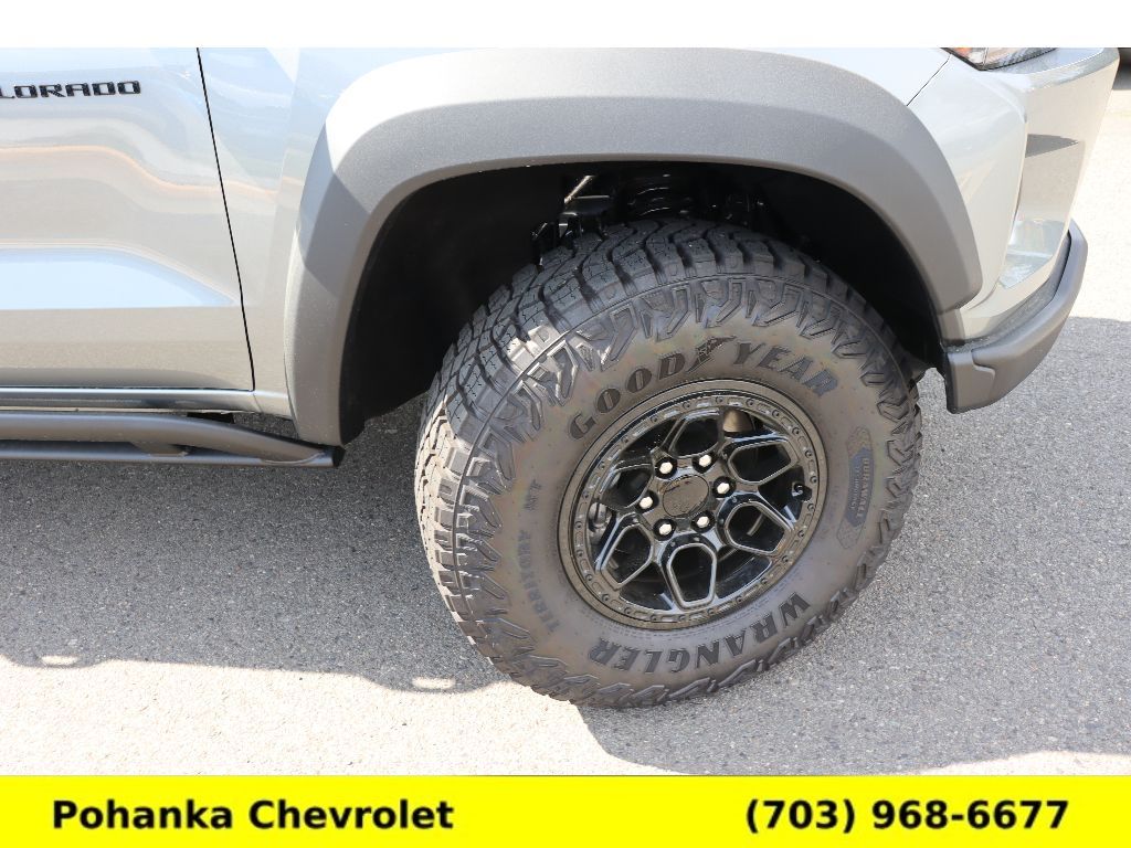 Vehicle image 31 of 35