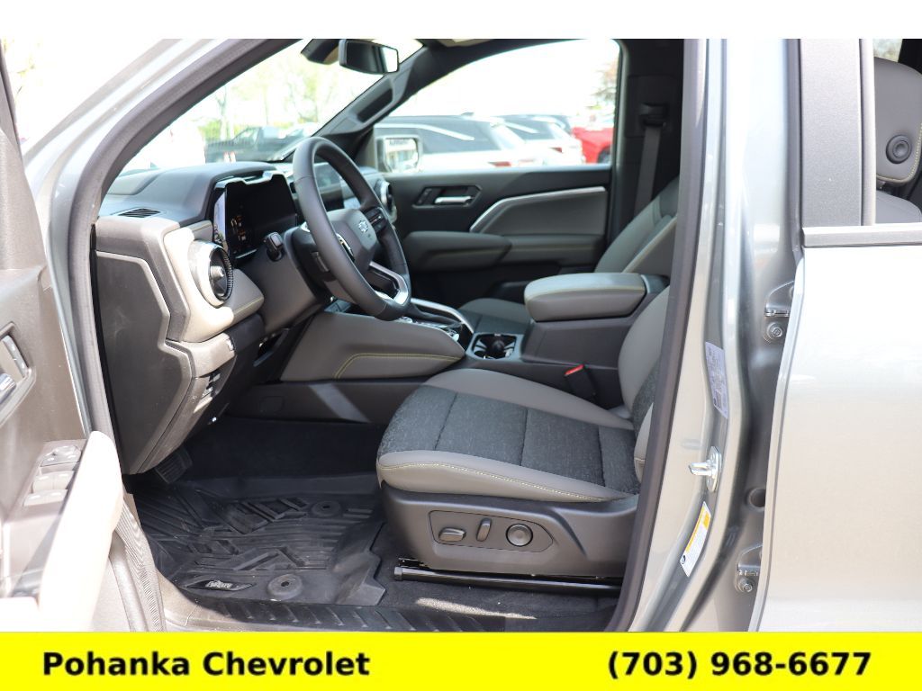 Vehicle image 24 of 35