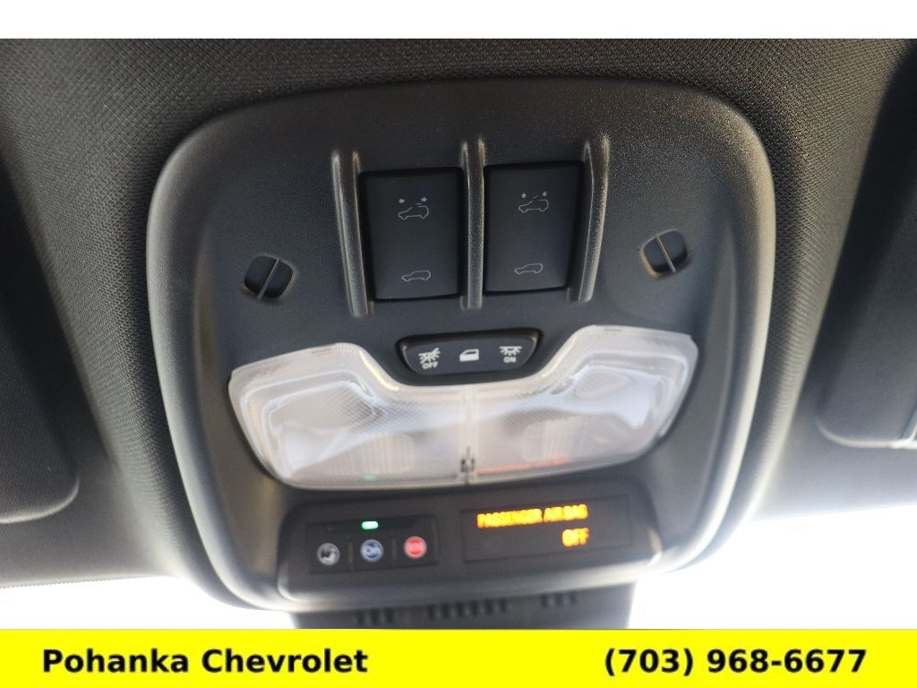 Vehicle image 18 of 35