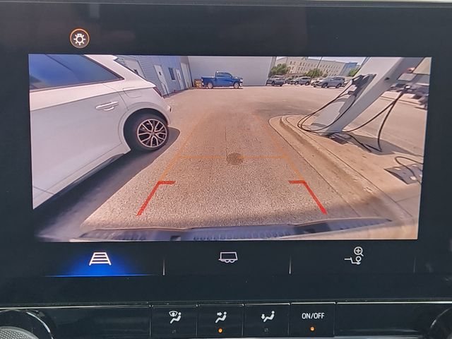 2024 Chevrolet Colorado LT Image 13 of 21