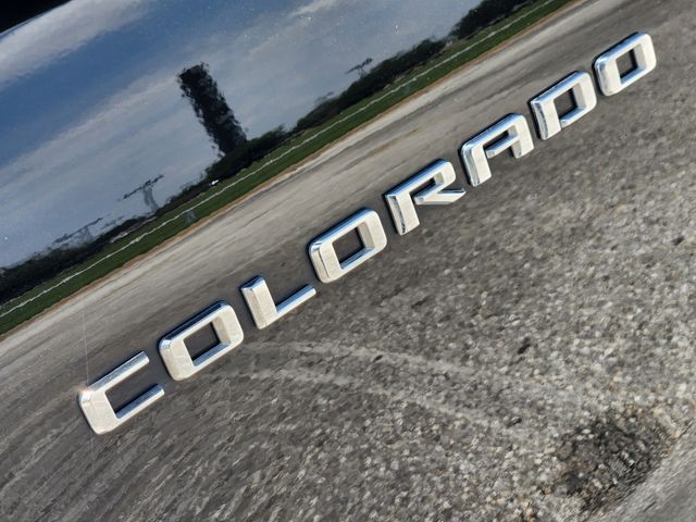 2024 Chevrolet Colorado LT Image 8 of 21