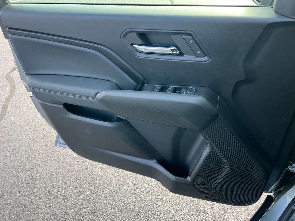 Vehicle image 19 of 26