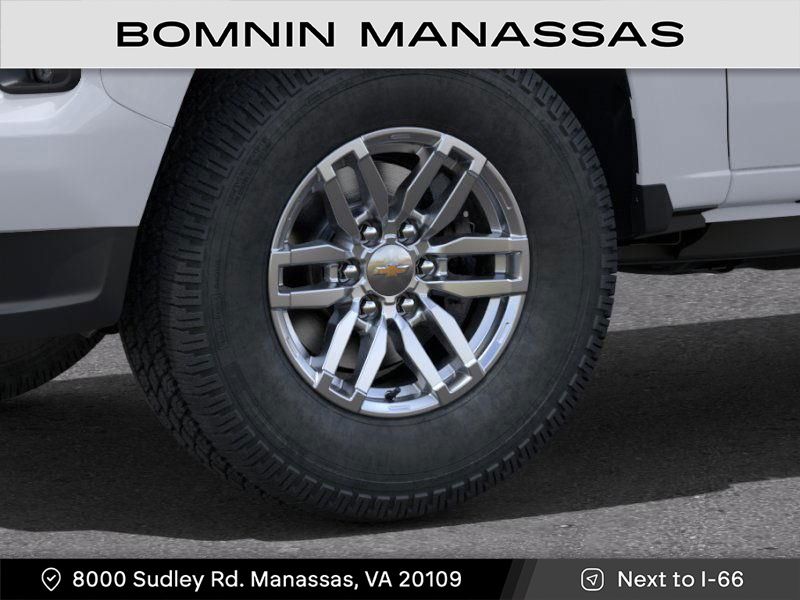 Vehicle image 9 of 24