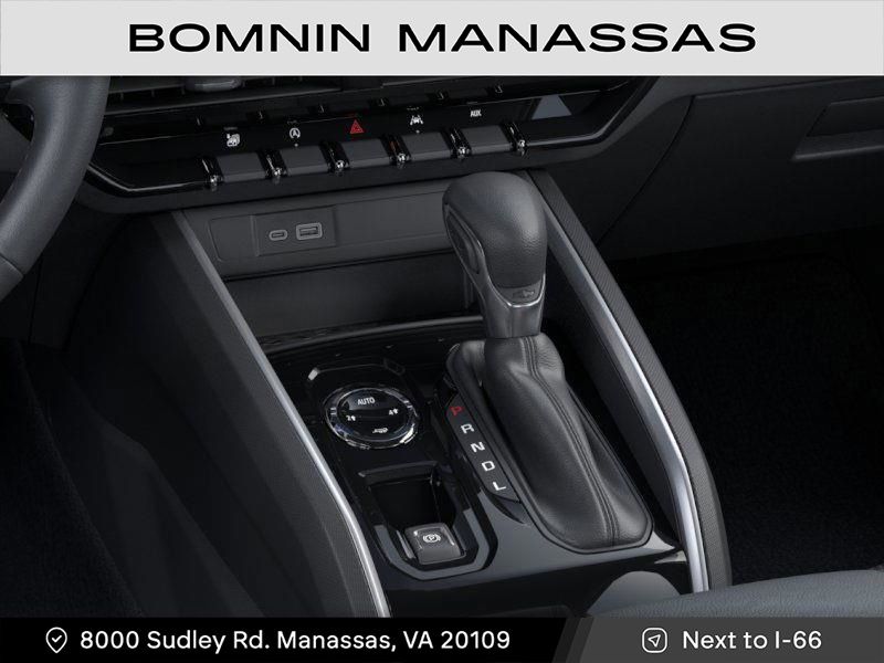 Vehicle image 23 of 24