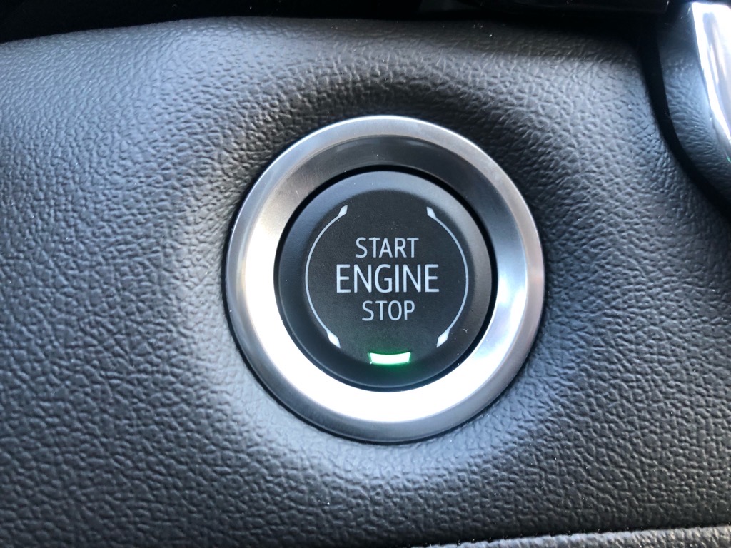 Vehicle image 11 of 21