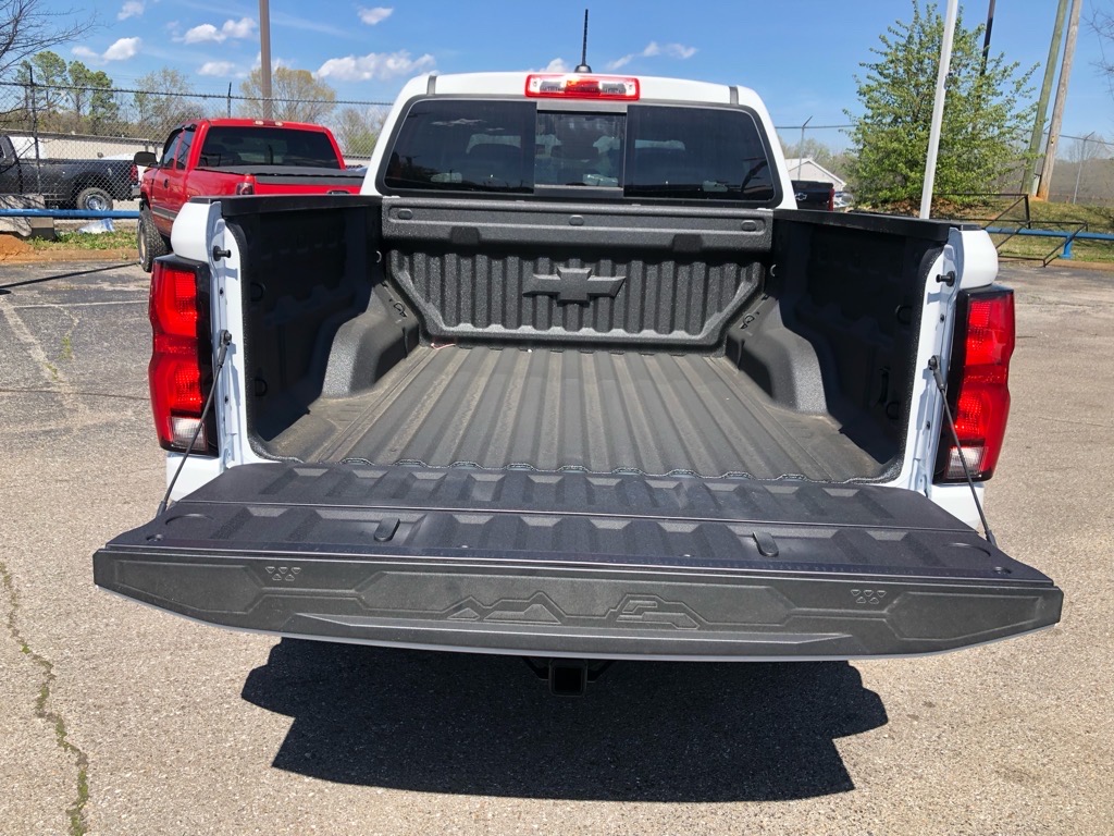 Vehicle image 20 of 21