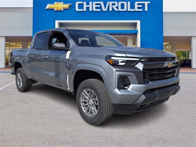 Vehicle image 4 of 15