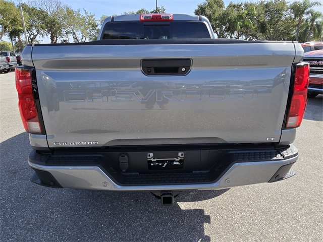 Vehicle image 3 of 15
