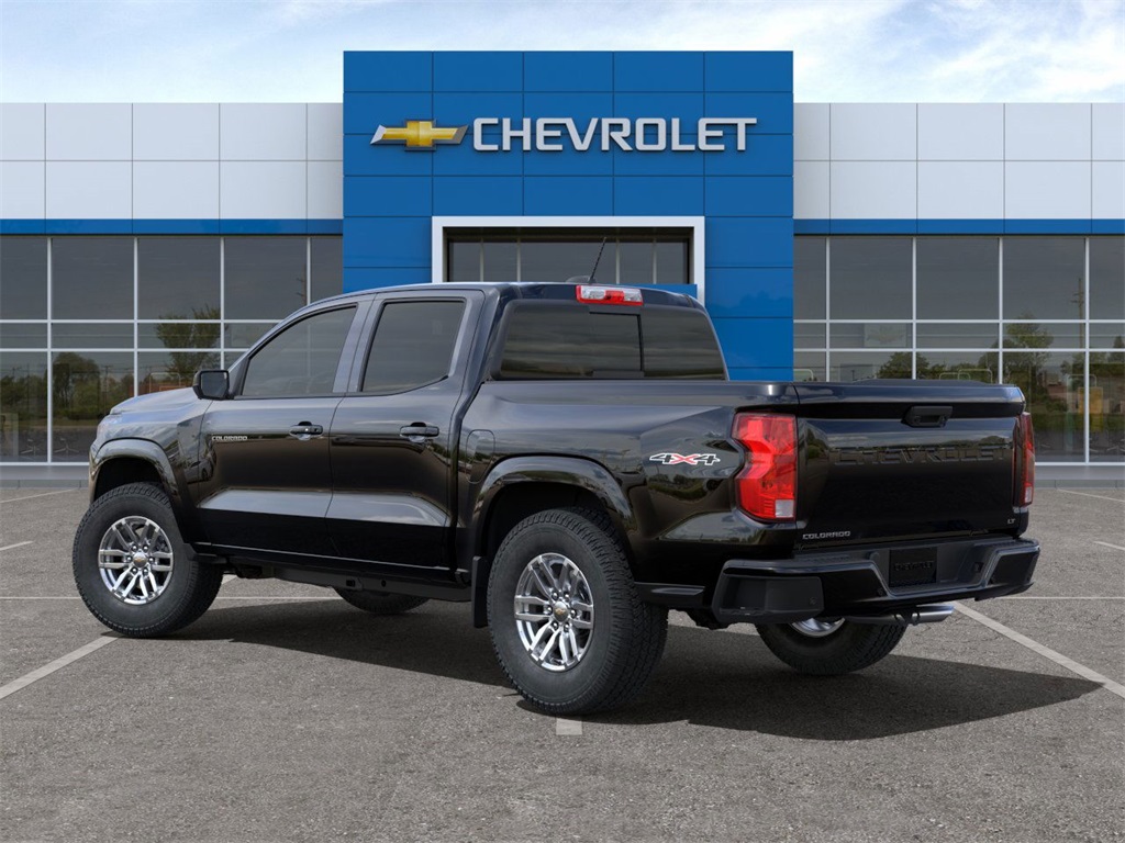 Vehicle image 3 of 24