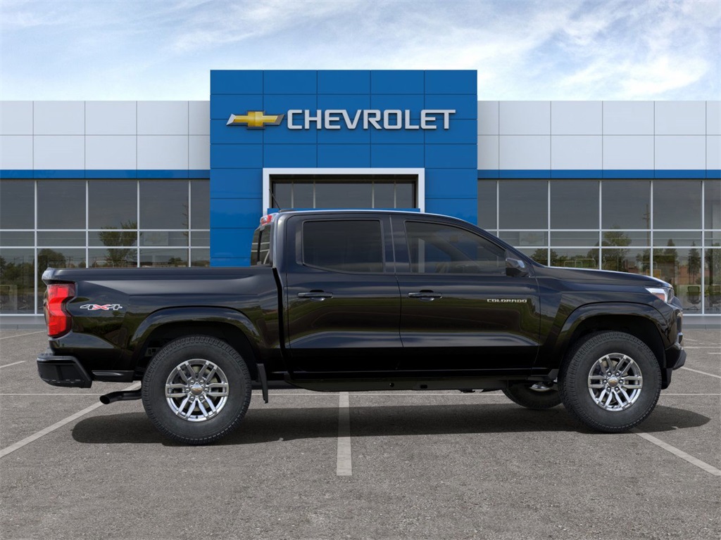 Vehicle image 5 of 24