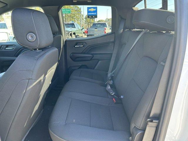 Vehicle image 32 of 35