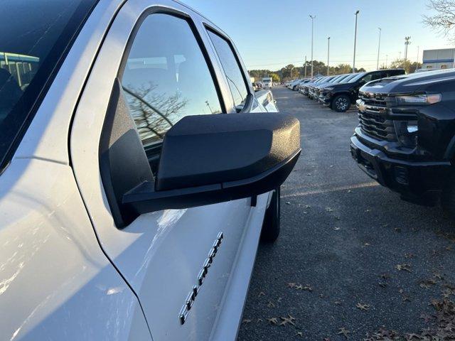 Vehicle image 14 of 31